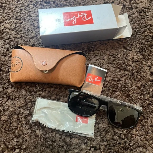 Ray bans sunglasses - Picture 5 of 5